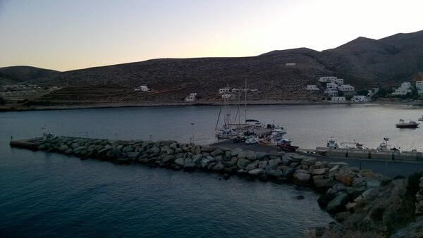 folegandros hafen1