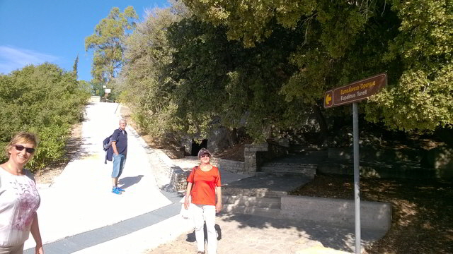 sa eupalinus tunnel00
