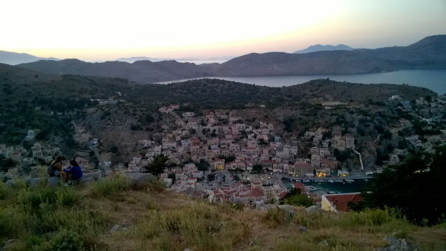symi gialos