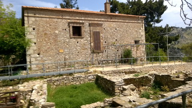chios nea moni8