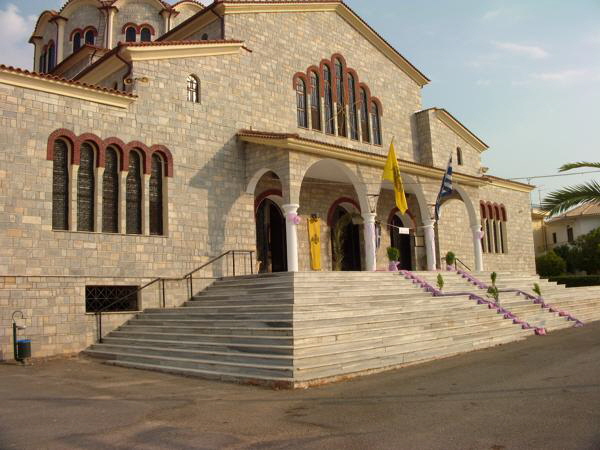 Kyparissia Kirche
