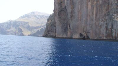 tiefblaues wasser